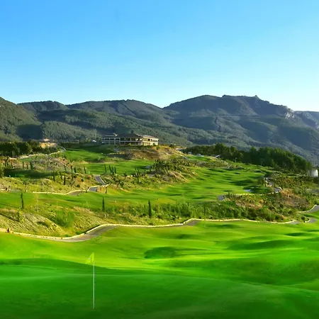 Unique Golf And ホテル