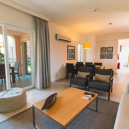 Unique Golf And ホテル