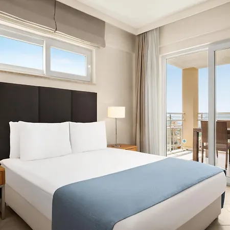 Unique Golf And ホテル 5*