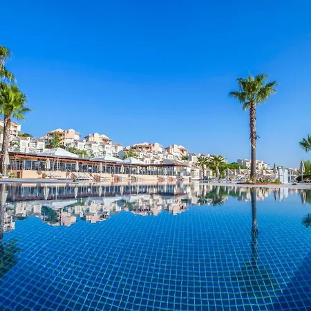 Unique Golf And ホテル Soke