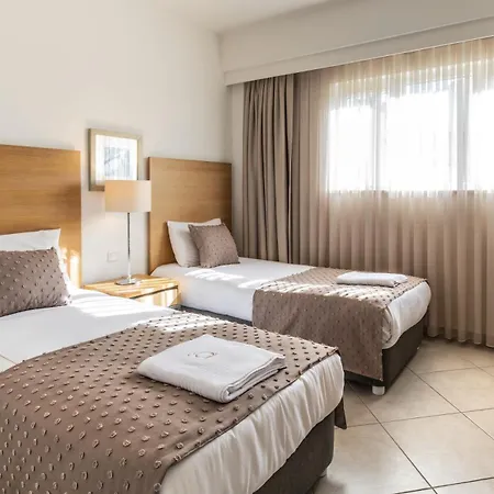 Unique Golf And ホテル 5*