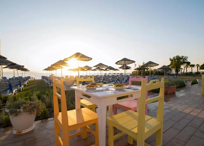 Unique Golf And 5* Сёке