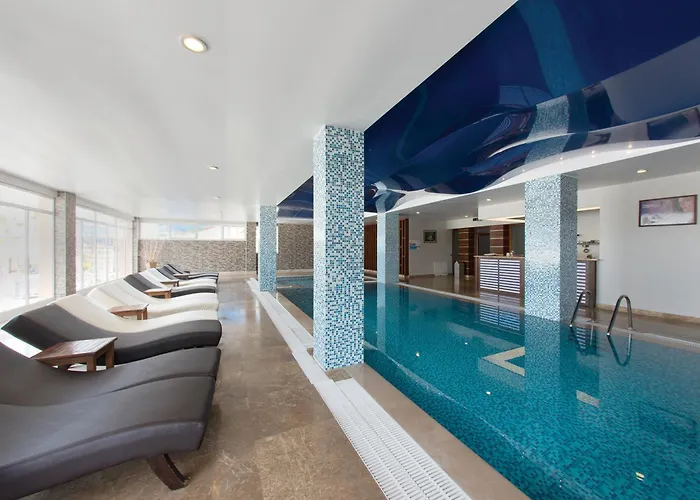 Otel Unique Golf And 5*