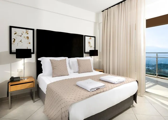 Otel Unique Golf And 5*